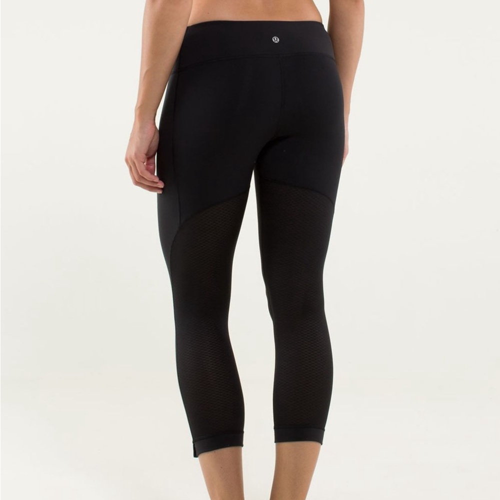 Lululemon journey crop black